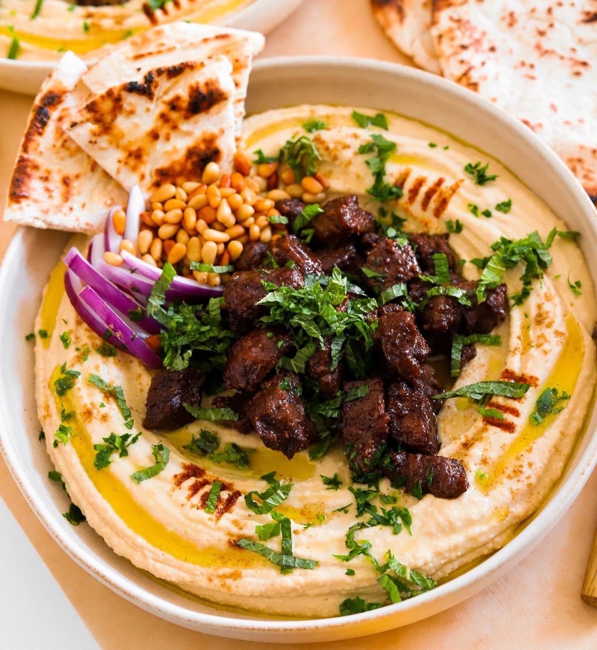 Hummus with lamb
